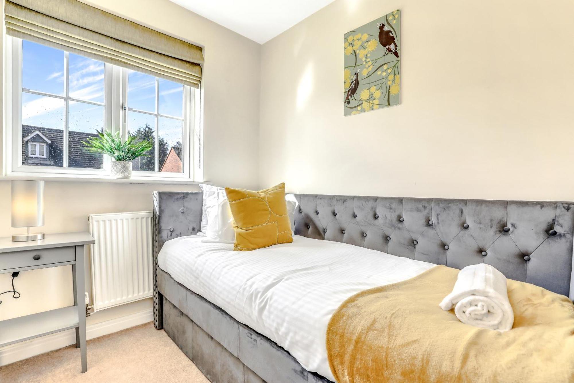 Silver Stag Properties, 3 Bedroom W Parking And Garden Smisby 外观 照片
