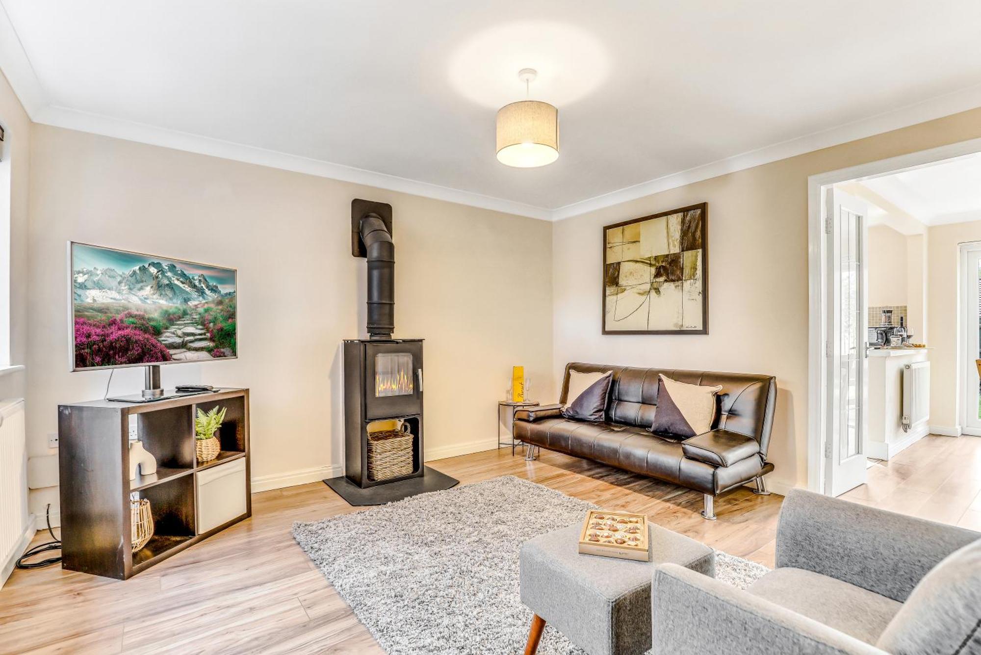 Silver Stag Properties, 3 Bedroom W Parking And Garden Smisby 外观 照片